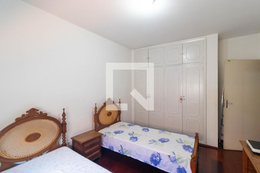 Casa à Venda - Jardim Flamboyant, 4 Quartos,  225 m2 em , Campinas - sp | SoloBR