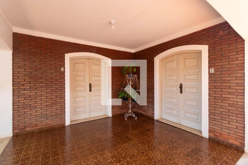 Casa à Venda - Jardim Flamboyant, 4 Quartos,  225 m2 em , Campinas - sp | SoloBR