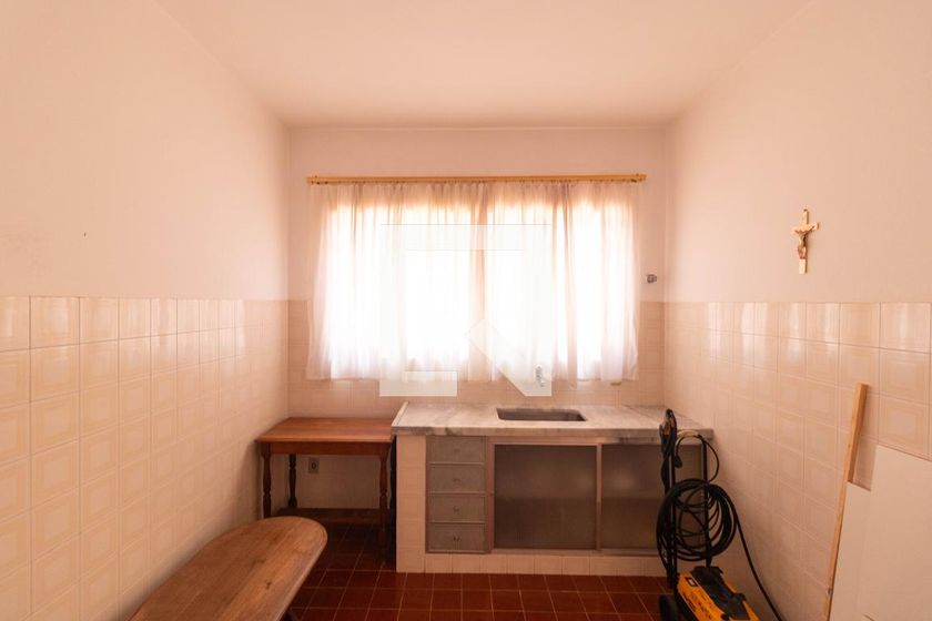 Casa à Venda - Jardim Flamboyant, 4 Quartos,  225 m2 em , Campinas - sp | SoloBR