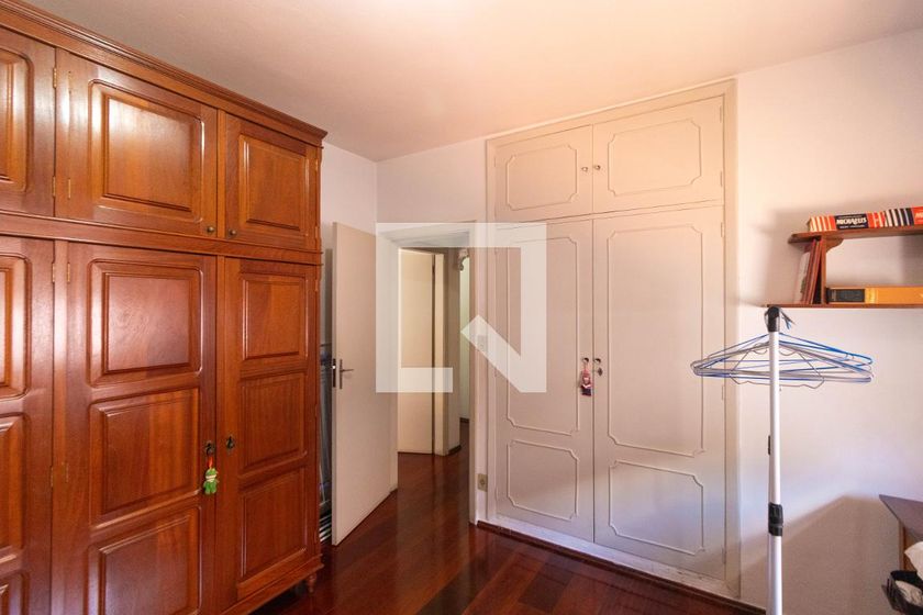 Casa à Venda - Jardim Flamboyant, 4 Quartos,  225 m2 em , Campinas - sp | SoloBR