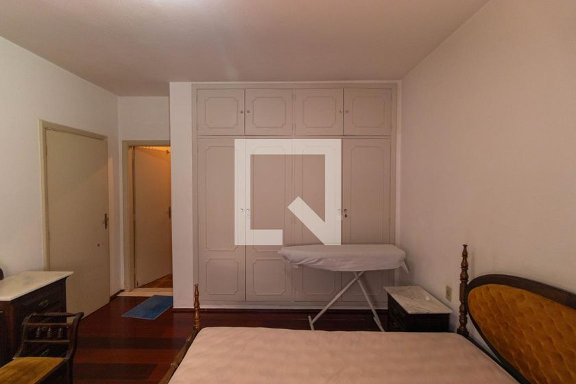 Casa à Venda - Jardim Flamboyant, 4 Quartos,  225 m2 em , Campinas - sp | SoloBR