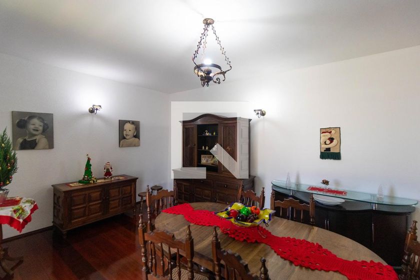 Casa à Venda - Jardim Flamboyant, 4 Quartos,  225 m2 em , Campinas - sp | SoloBR