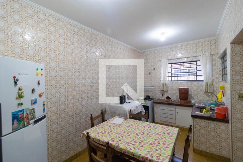Casa à Venda - Jardim Flamboyant, 4 Quartos,  225 m2 em , Campinas - sp | SoloBR