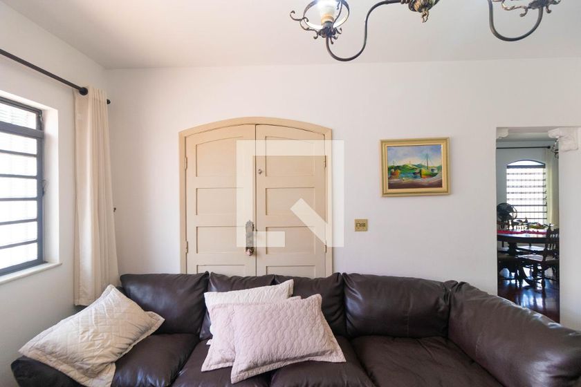 Casa à Venda - Jardim Flamboyant, 4 Quartos,  225 m2 em , Campinas - sp | SoloBR