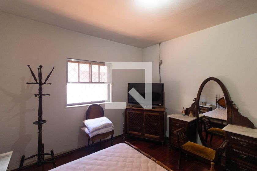 Casa à Venda - Jardim Flamboyant, 4 Quartos,  225 m2 em , Campinas - sp | SoloBR