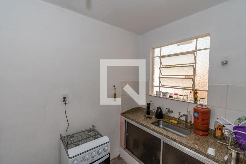 Casa à Venda - Taquaral, 2 Quartos,  180 m2 em , Campinas - sp | SoloBR
