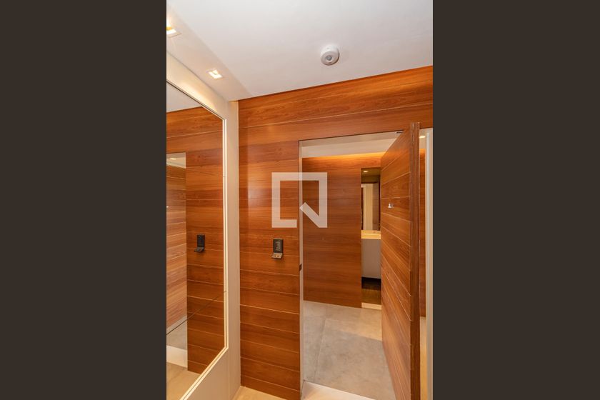 Apartamento à Venda - Taquaral, 3 Quartos,  189 m2 em , Campinas - sp | SoloBR