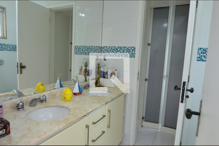 Casa, 4 quartos, 380 m² - Foto 63
