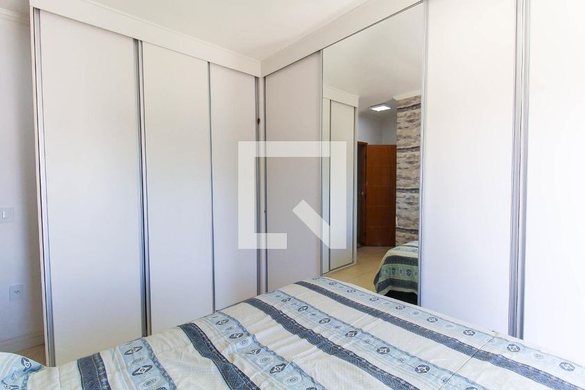 Casa, 3 quartos, 210 m² - Foto 31
