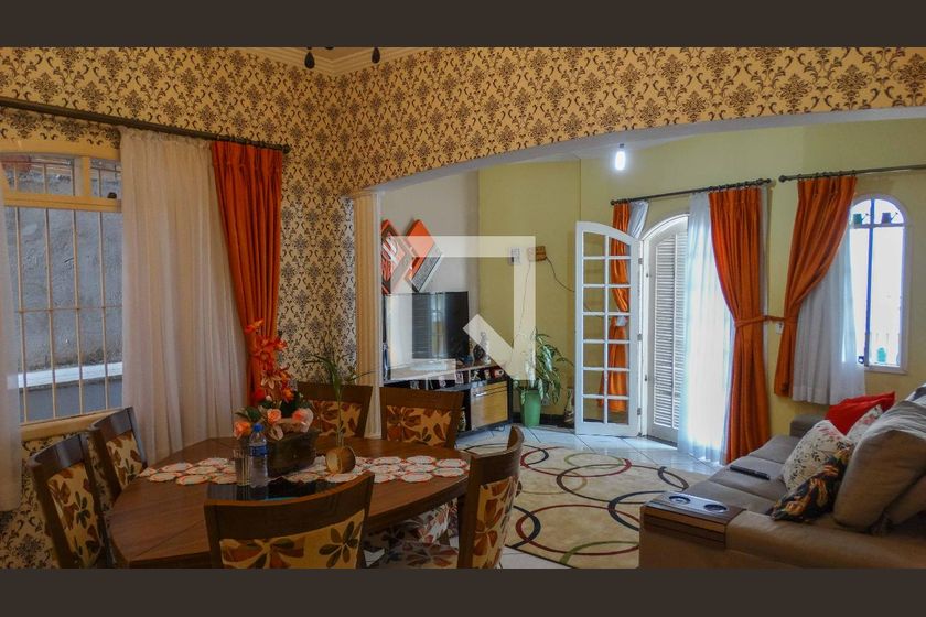 Casa, 3 quartos, 130 m² - Foto 1