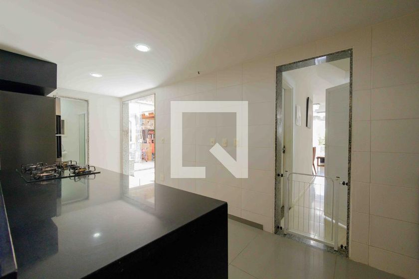 Casa, 4 quartos, 210 m² - Foto 54