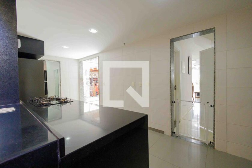 Casa, 4 quartos, 210 m² - Foto 53