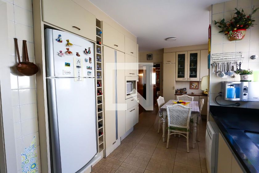 Apartamento, 4 quartos, 225 m² - Foto 121