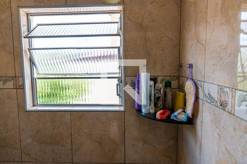 Casa à Venda - Jardim do Lago, 4 Quartos,  232 m2 em , Campinas - sp | SoloBR