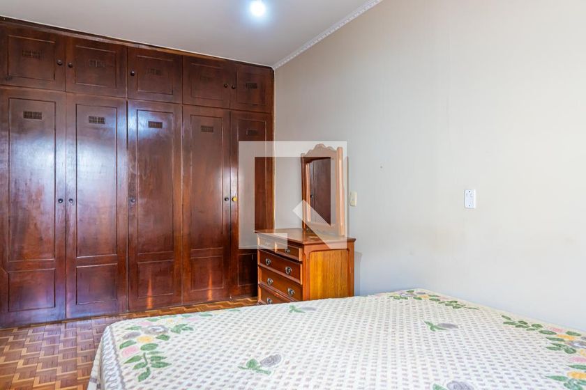 Casa à Venda - Jardim do Lago, 4 Quartos,  232 m2 em , Campinas - sp | SoloBR
