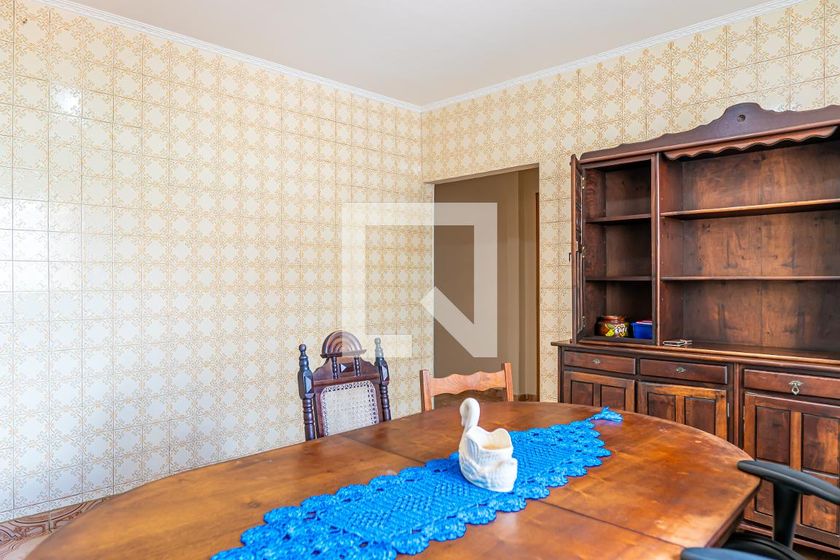 Casa à Venda - Jardim do Lago, 4 Quartos,  232 m2 em , Campinas - sp | SoloBR