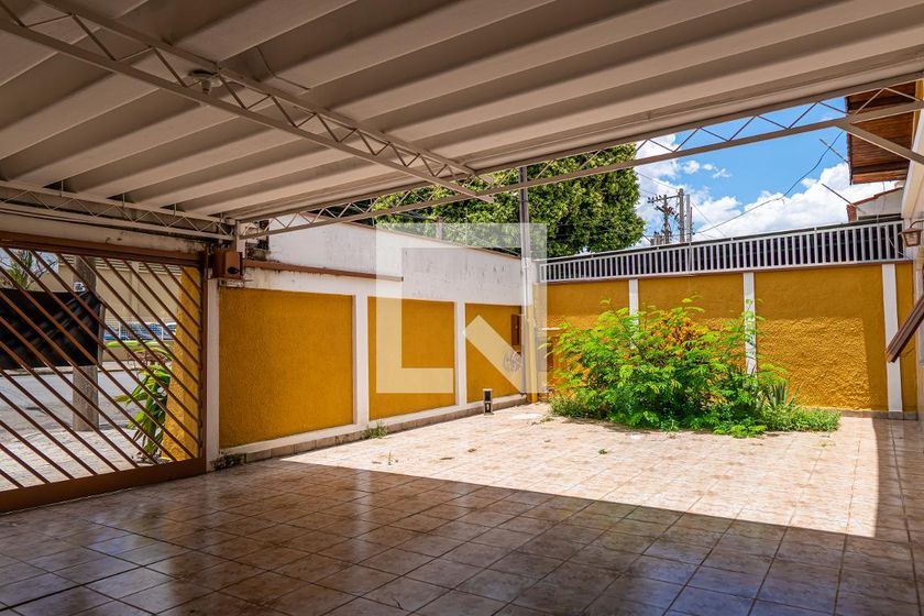 Casa à Venda - Jardim do Lago, 4 Quartos,  232 m2 em , Campinas - sp | SoloBR
