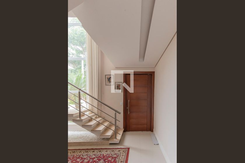 Casa à Venda - Swiss Park, 3 Quartos,  296 m2 em , Campinas - sp | SoloBR