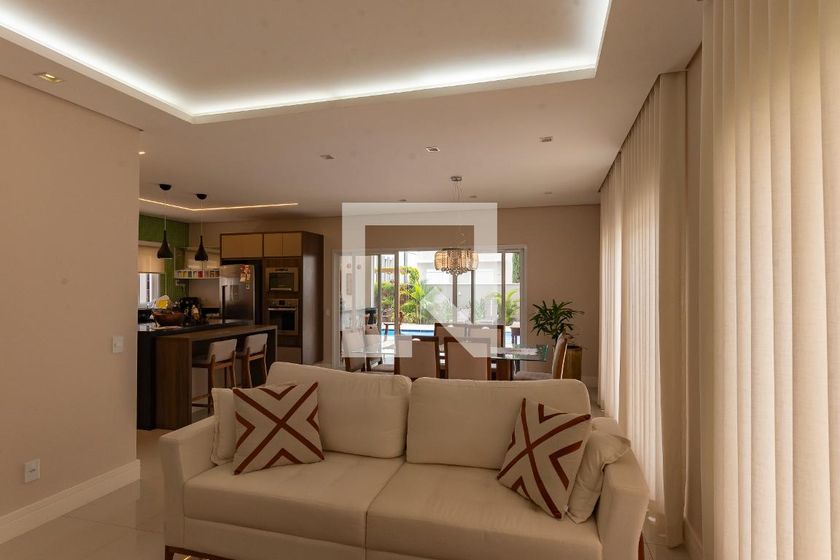 Casa à Venda - Swiss Park, 3 Quartos,  296 m2 em , Campinas - sp | SoloBR