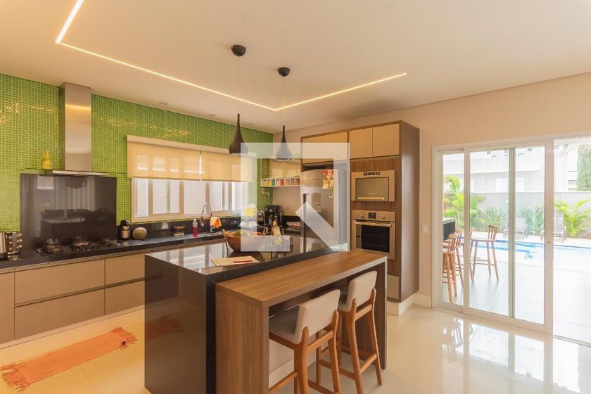 Casa à Venda - Swiss Park, 3 Quartos,  296 m2 em , Campinas - sp | SoloBR