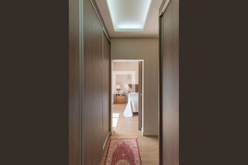 Casa à Venda - Swiss Park, 3 Quartos,  296 m2 em , Campinas - sp | SoloBR