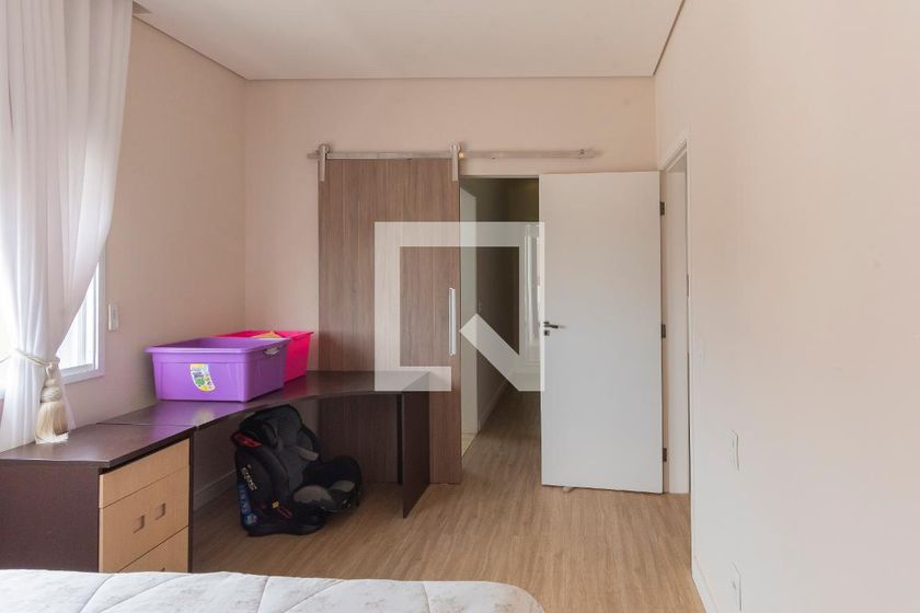 Casa à Venda - Swiss Park, 3 Quartos,  296 m2 em , Campinas - sp | SoloBR
