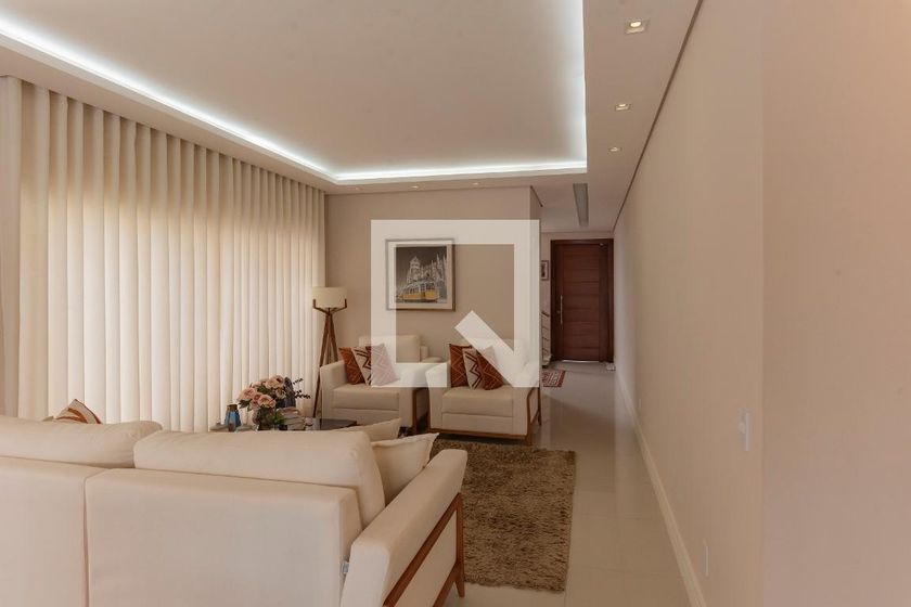 Casa à Venda - Swiss Park, 3 Quartos,  296 m2 em , Campinas - sp | SoloBR