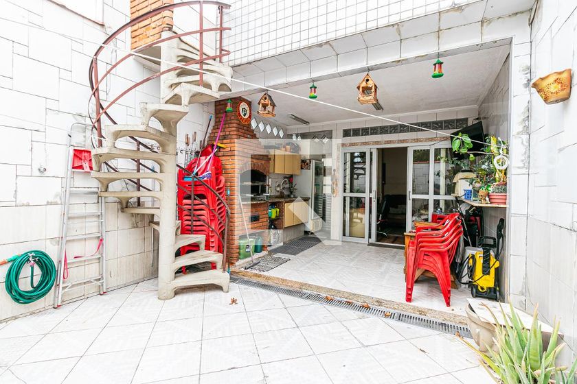 Casa, 3 quartos, 249 m² - Foto 34