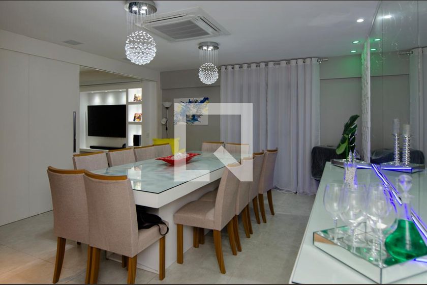 Cobertura, 3 quartos, 230 m² - Foto 2