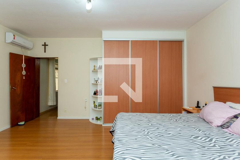 Casa, 5 quartos, 250 m² - Foto 17