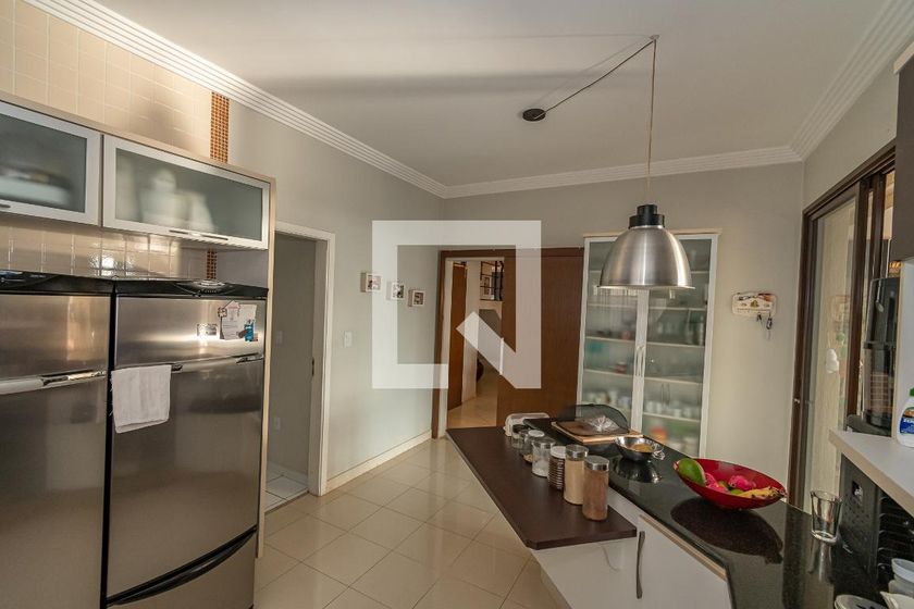 Casa à Venda - Lot. Alphaville Campinas , 4 Quartos,  520 m2 em , Campinas - sp | SoloBR