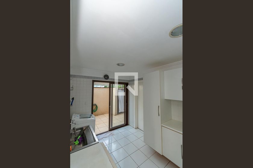 Casa à Venda - Lot. Alphaville Campinas , 4 Quartos,  520 m2 em , Campinas - sp | SoloBR