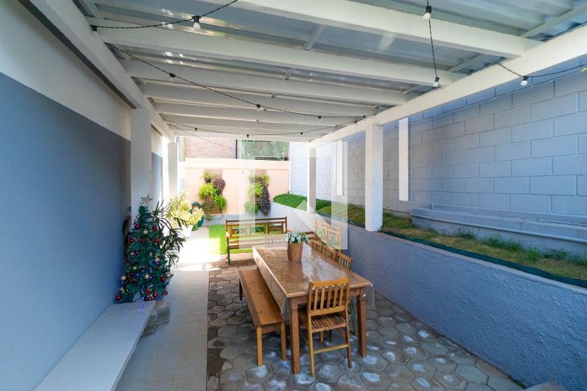 Casa à Venda - Mansões Santo Antônio, 2 Quartos,  150 m2 em , Campinas - sp | SoloBR