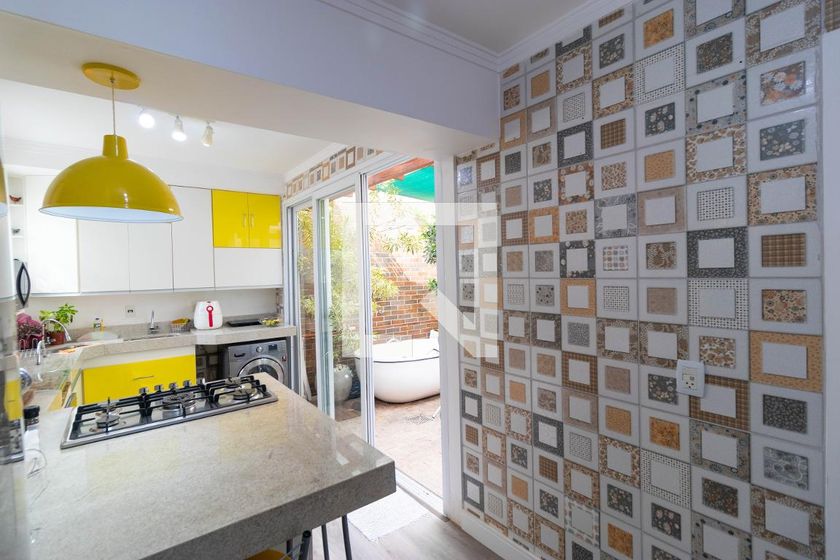 Casa à Venda - Mansões Santo Antônio, 2 Quartos,  150 m2 em , Campinas - sp | SoloBR