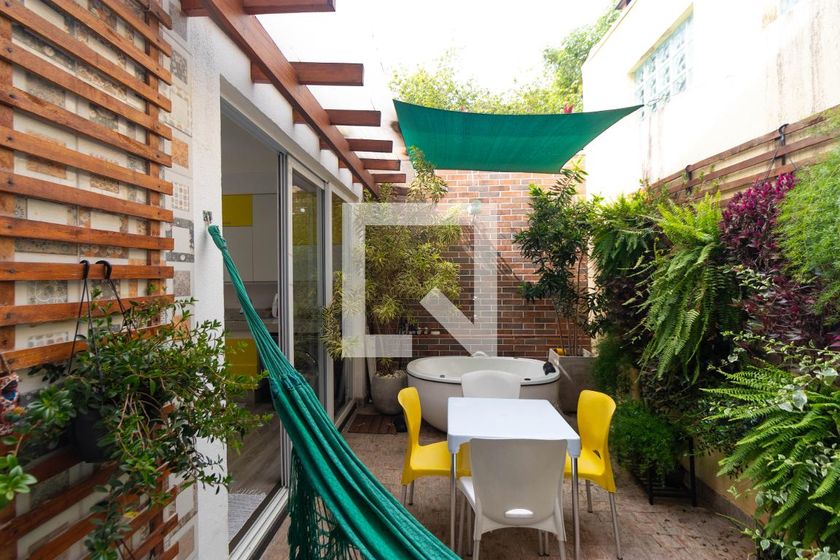 Casa à Venda - Mansões Santo Antônio, 2 Quartos,  150 m2 em , Campinas - sp | SoloBR