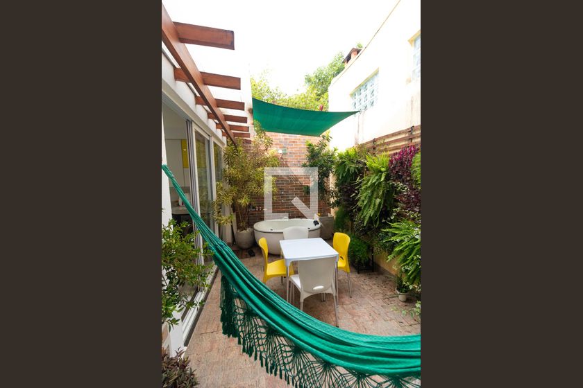 Casa à Venda - Mansões Santo Antônio, 2 Quartos,  150 m2 em , Campinas - sp | SoloBR