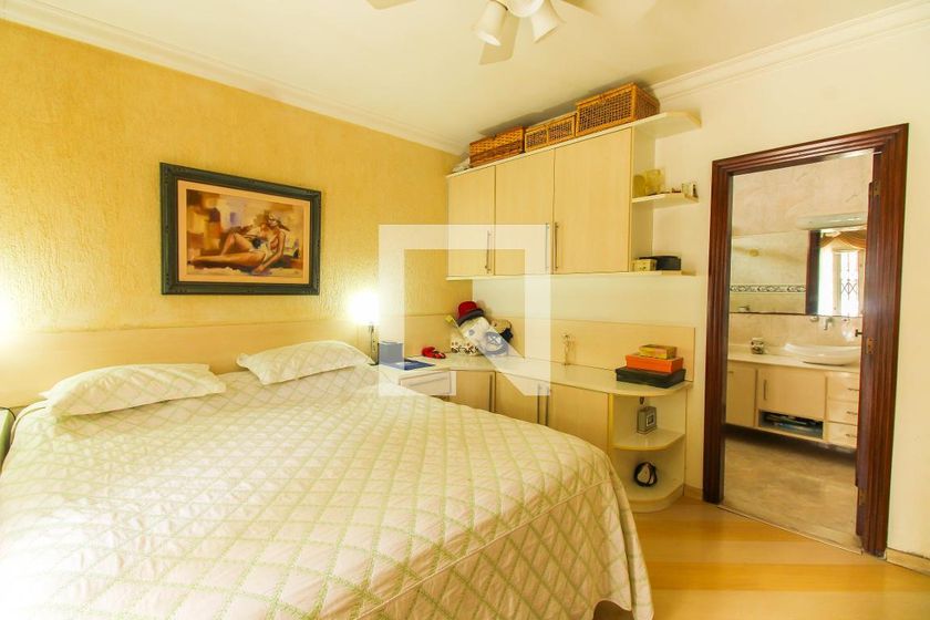 Casa, 4 quartos, 210 m² - Foto 13