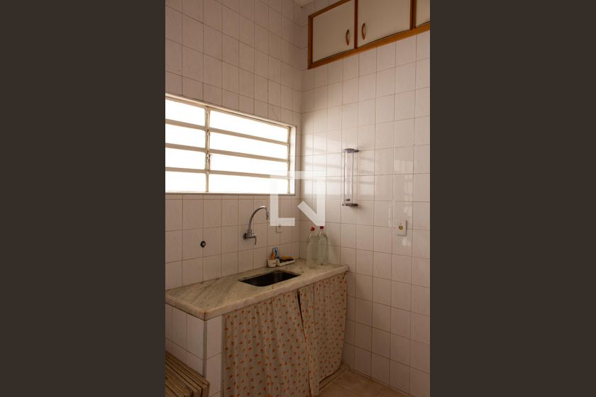 Casa à Venda - Bosque, 3 Quartos,  228 m2 em , Campinas - sp | SoloBR