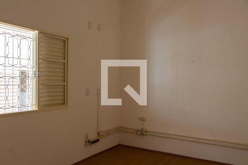 Casa à Venda - Bosque, 3 Quartos,  228 m2 em , Campinas - sp | SoloBR