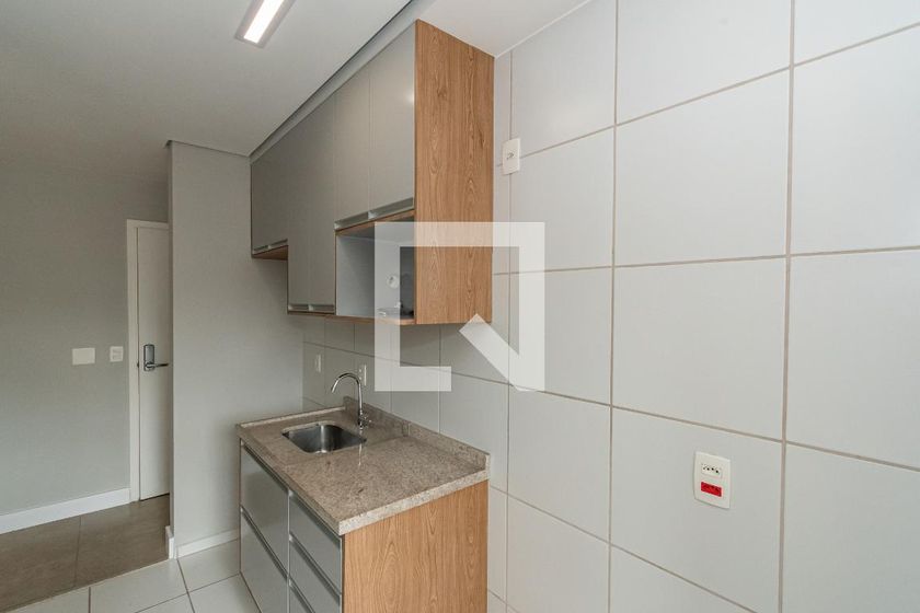 Apartamento à Venda - Bosque, 1 Quarto,  45 m2 em , Campinas - sp | SoloBR