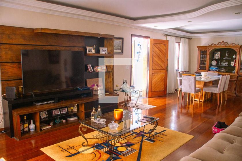 Casa, 4 quartos, 179 m² - Foto 1