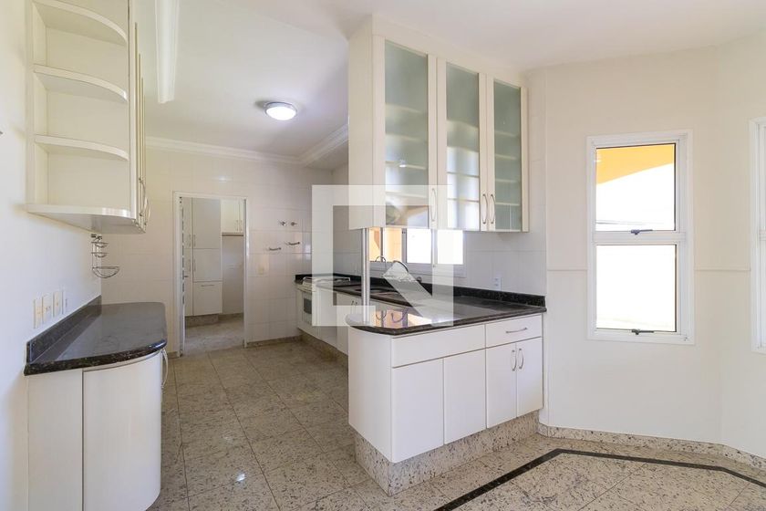 Casa à Venda - Lot. Alphaville Campinas, 3 Quartos,  330 m2 em , Campinas - sp | SoloBR