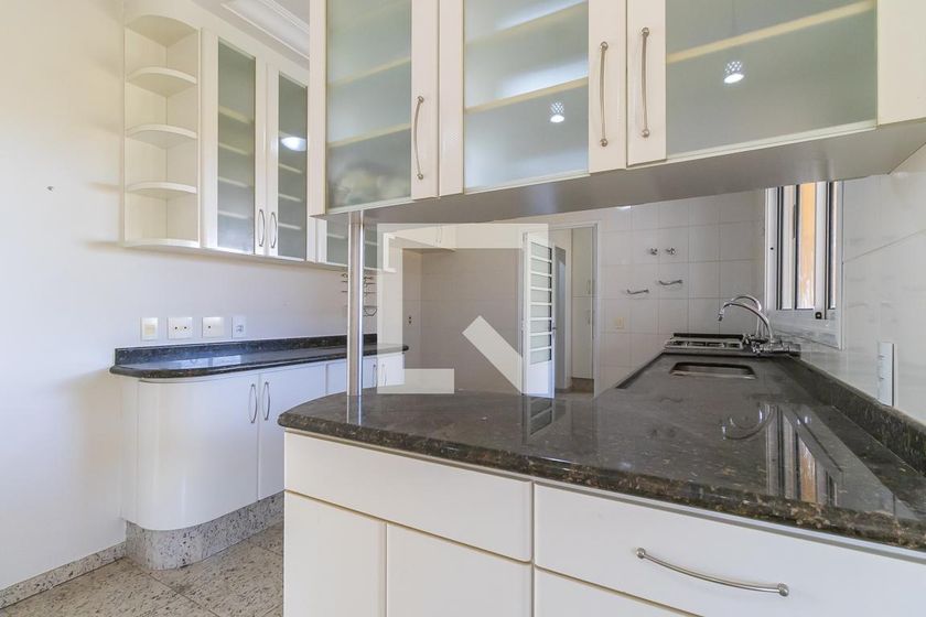 Casa à Venda - Lot. Alphaville Campinas, 3 Quartos,  330 m2 em , Campinas - sp | SoloBR