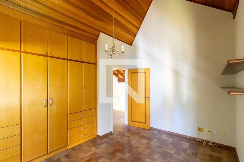 Casa à Venda - Lot. Alphaville Campinas, 3 Quartos,  330 m2 em , Campinas - sp | SoloBR