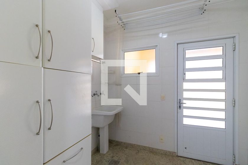 Casa à Venda - Lot. Alphaville Campinas, 3 Quartos,  330 m2 em , Campinas - sp | SoloBR