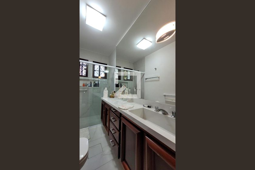 Casa à Venda - Jardim Santana, 5 Quartos,  2234 m2 em , Campinas - sp | SoloBR