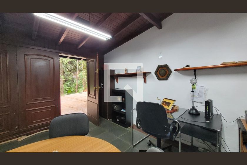Casa à Venda - Jardim Santana, 5 Quartos,  2234 m2 em , Campinas - sp | SoloBR
