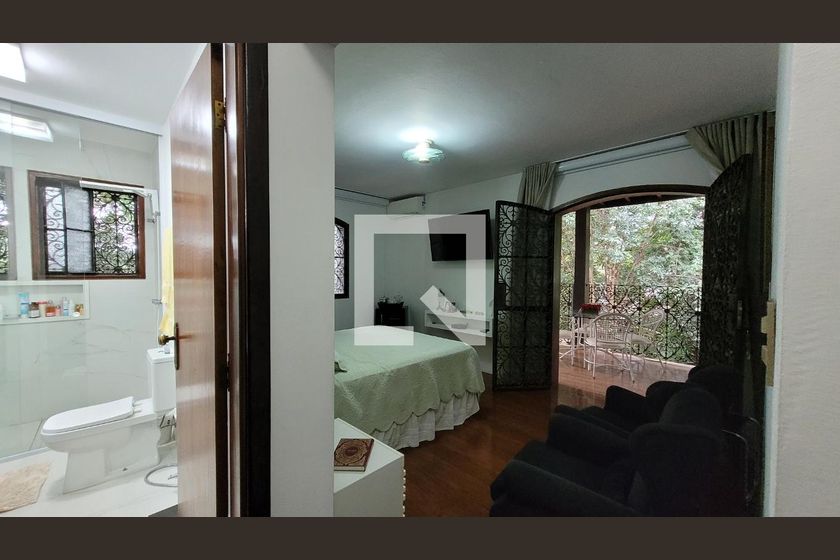 Casa à Venda - Jardim Santana, 5 Quartos,  2234 m2 em , Campinas - sp | SoloBR