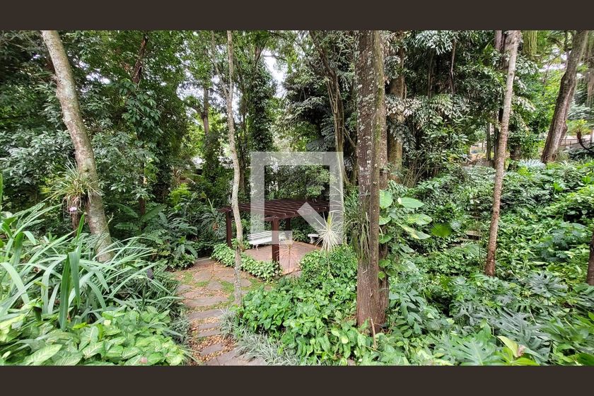 Casa à Venda - Jardim Santana, 5 Quartos,  2234 m2 em , Campinas - sp | SoloBR