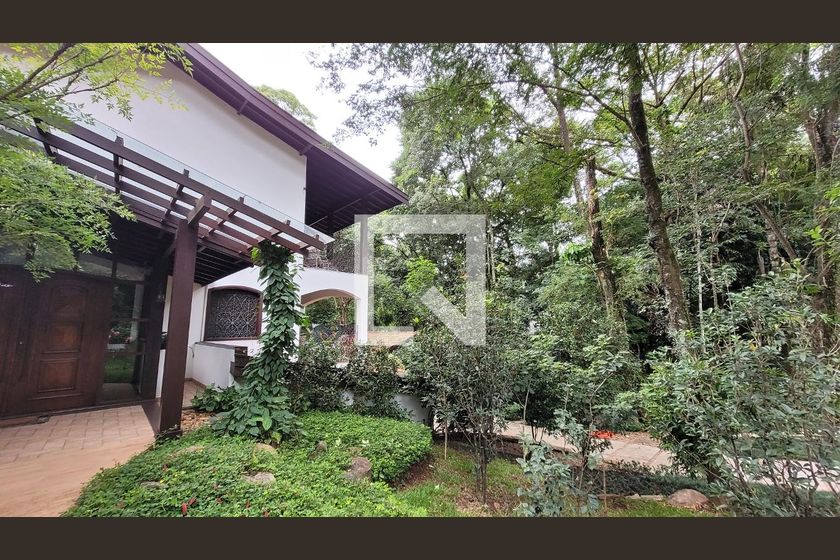 Casa à Venda - Jardim Santana, 5 Quartos,  2234 m2 em , Campinas - sp | SoloBR